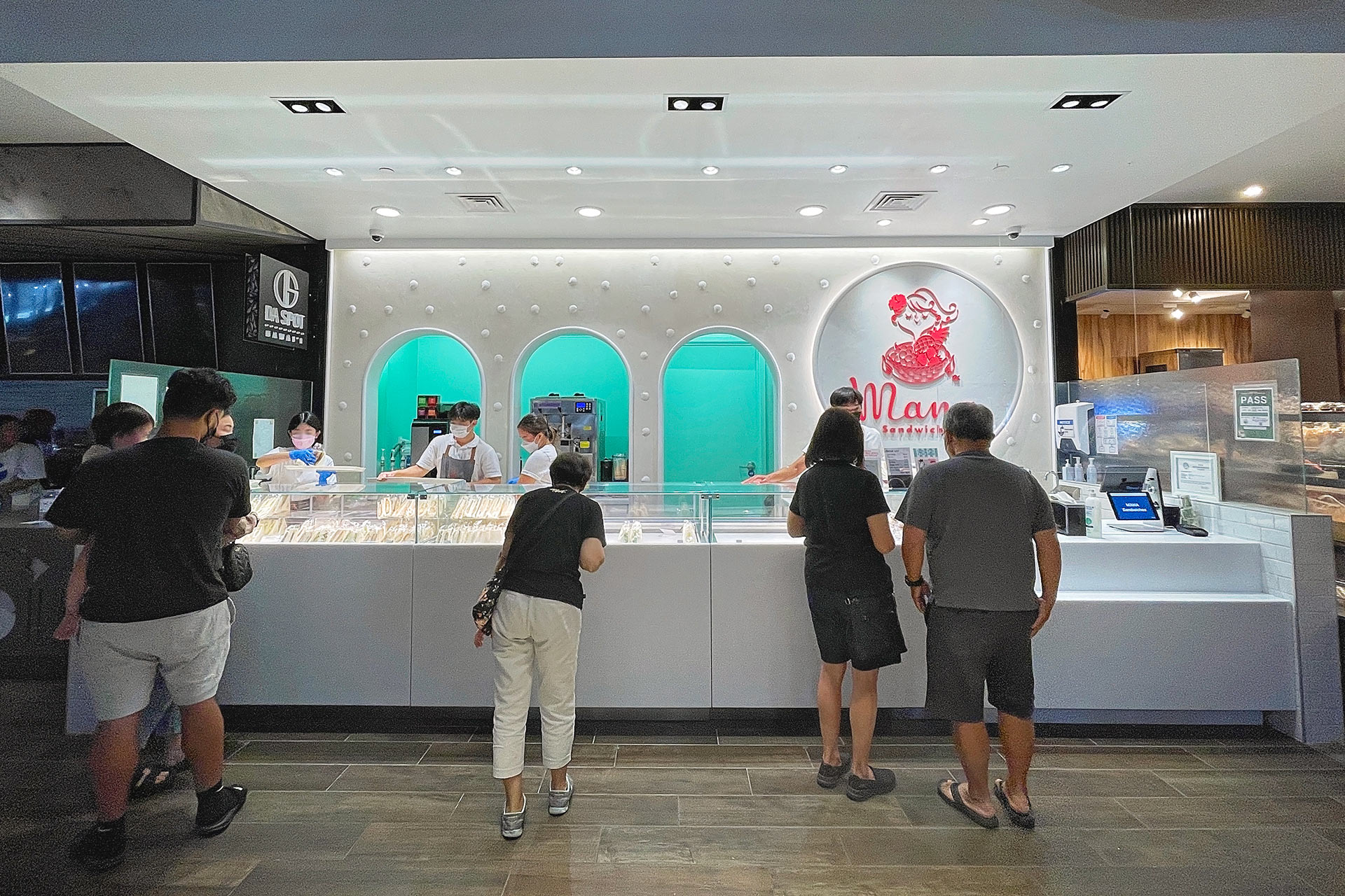 ハワイ生まれのマナ・サンドイッチは日本スタイルのフルーツサンド屋さん ねねのハワイブログ